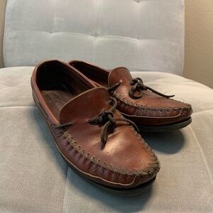 Minnetonka Classic Driver Driving Moccasin Slip on Leather Brown Mahogany Size 9